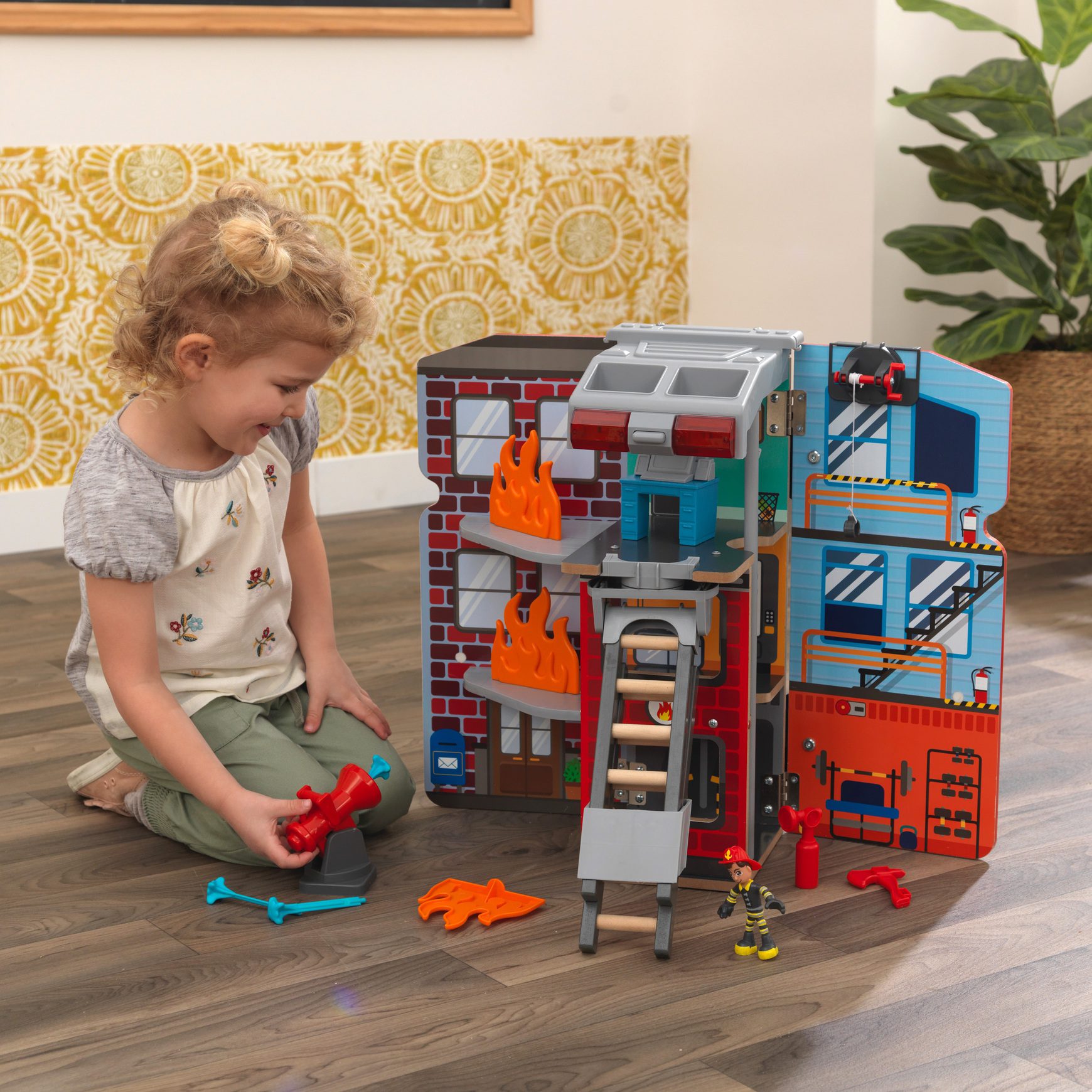 adventure-bound-2-in-1-transforming-fire-truck-play-set8 adventure-bound-2-in-1-transforming-fire-truck-play-set8
