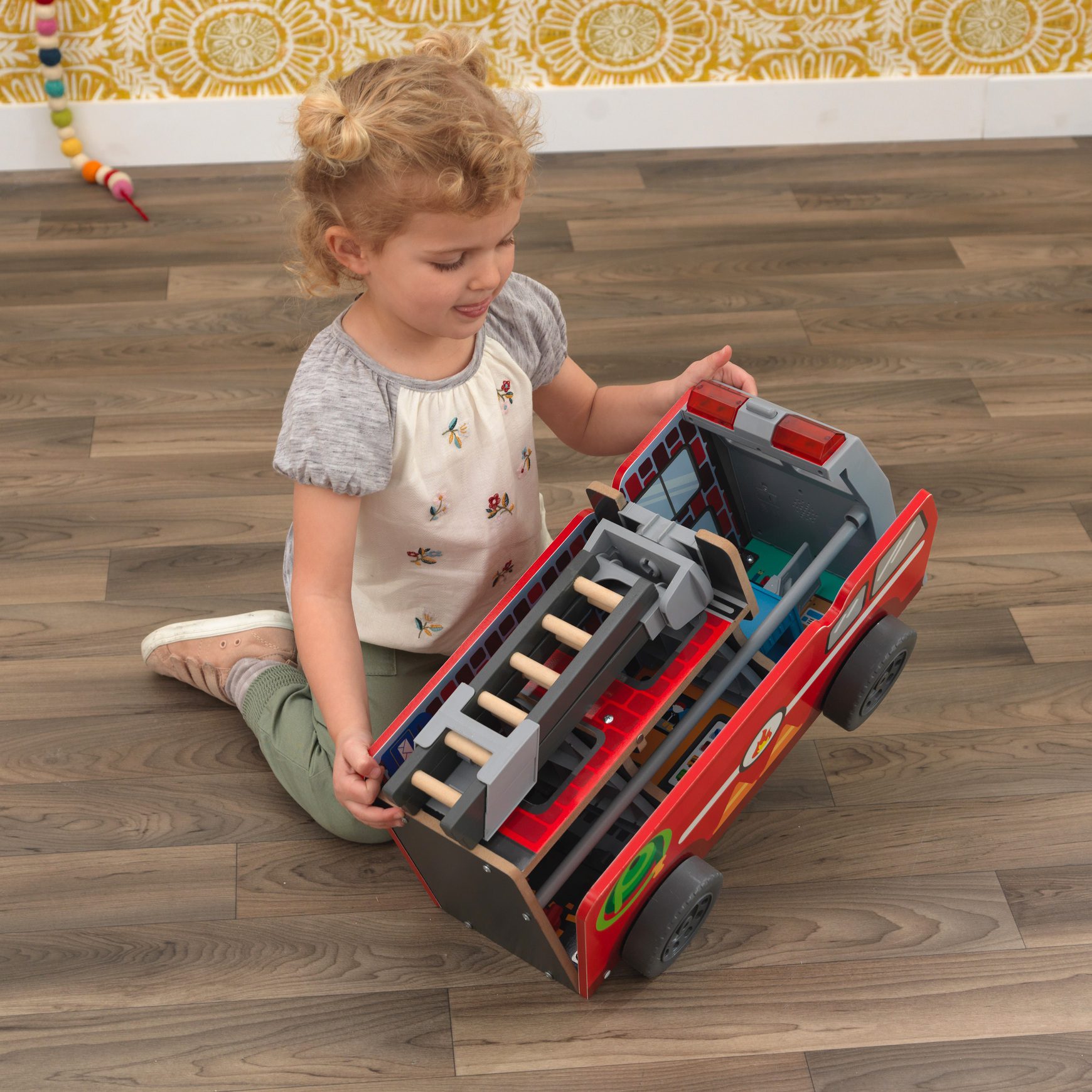 adventure-bound-2-in-1-transforming-fire-truck-play-set991 adventure-bound-2-in-1-transforming-fire-truck-play-set991