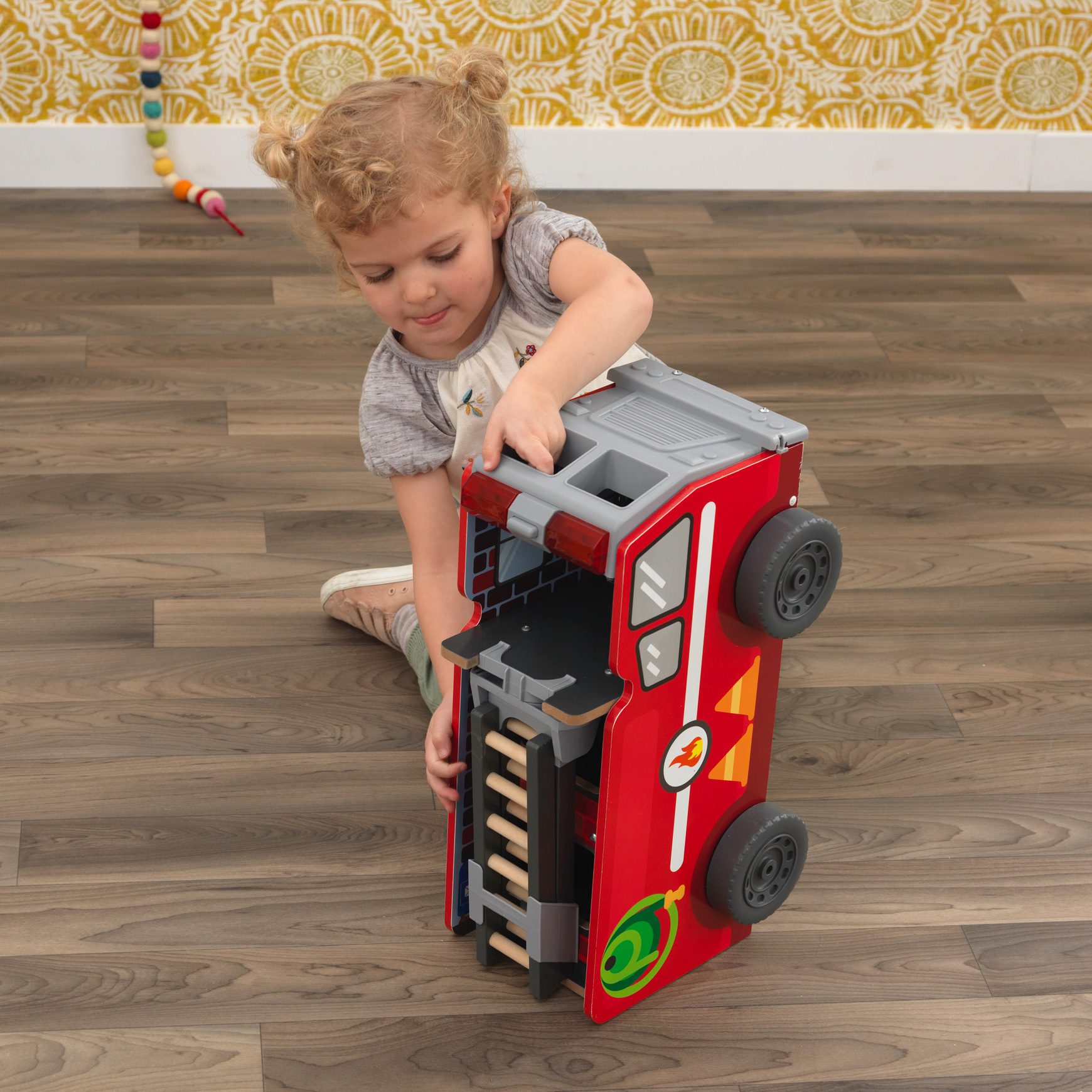 adventure-bound-2-in-1-transforming-fire-truck-play-set992 adventure-bound-2-in-1-transforming-fire-truck-play-set992