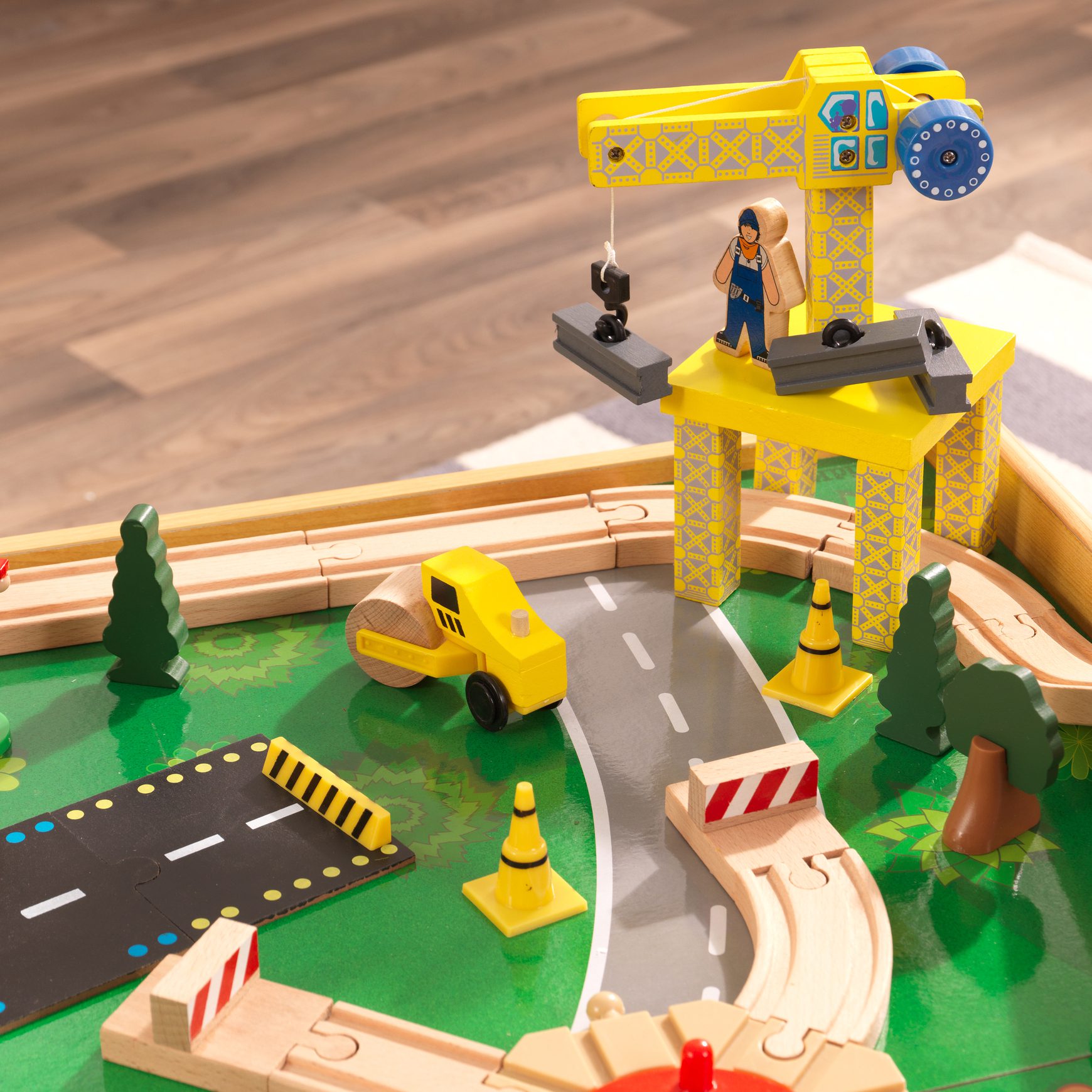 adventure-town-railway-set-table92 adventure-town-railway-set-table92