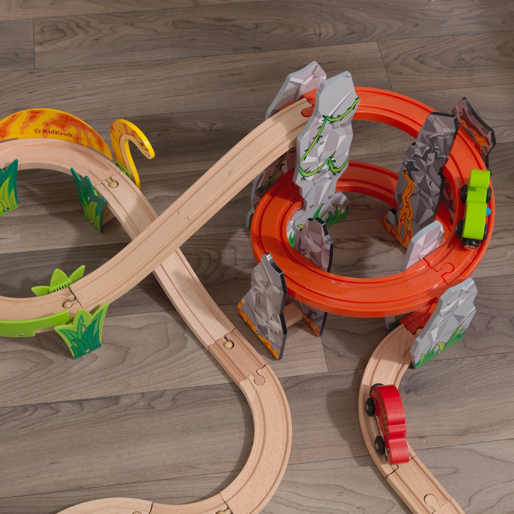 adventure-tracks-dino-world-volcano-escape8 adventure-tracks-dino-world-volcano-escape8