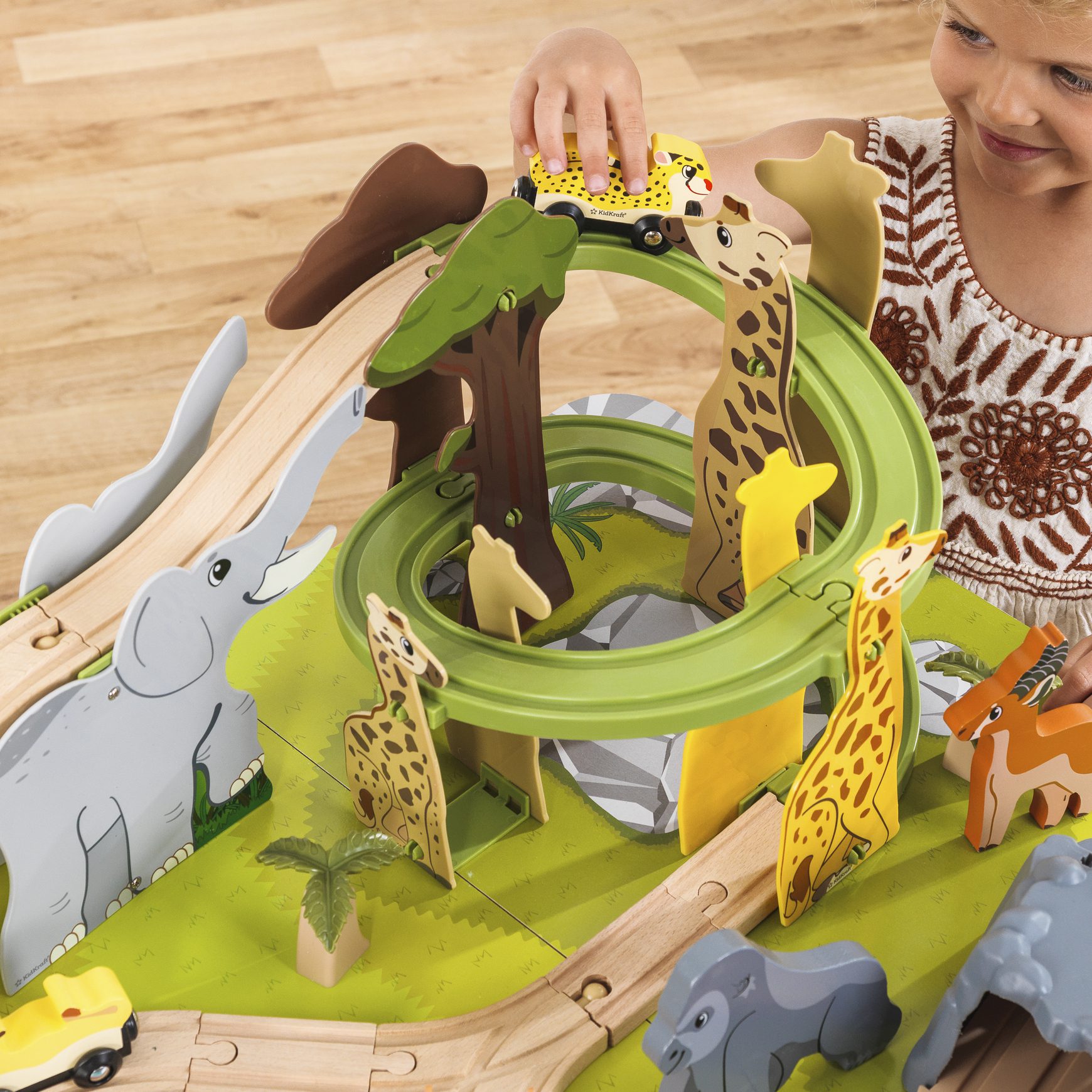 adventure-tracks-safari-run-play-table5 adventure-tracks-safari-run-play-table5