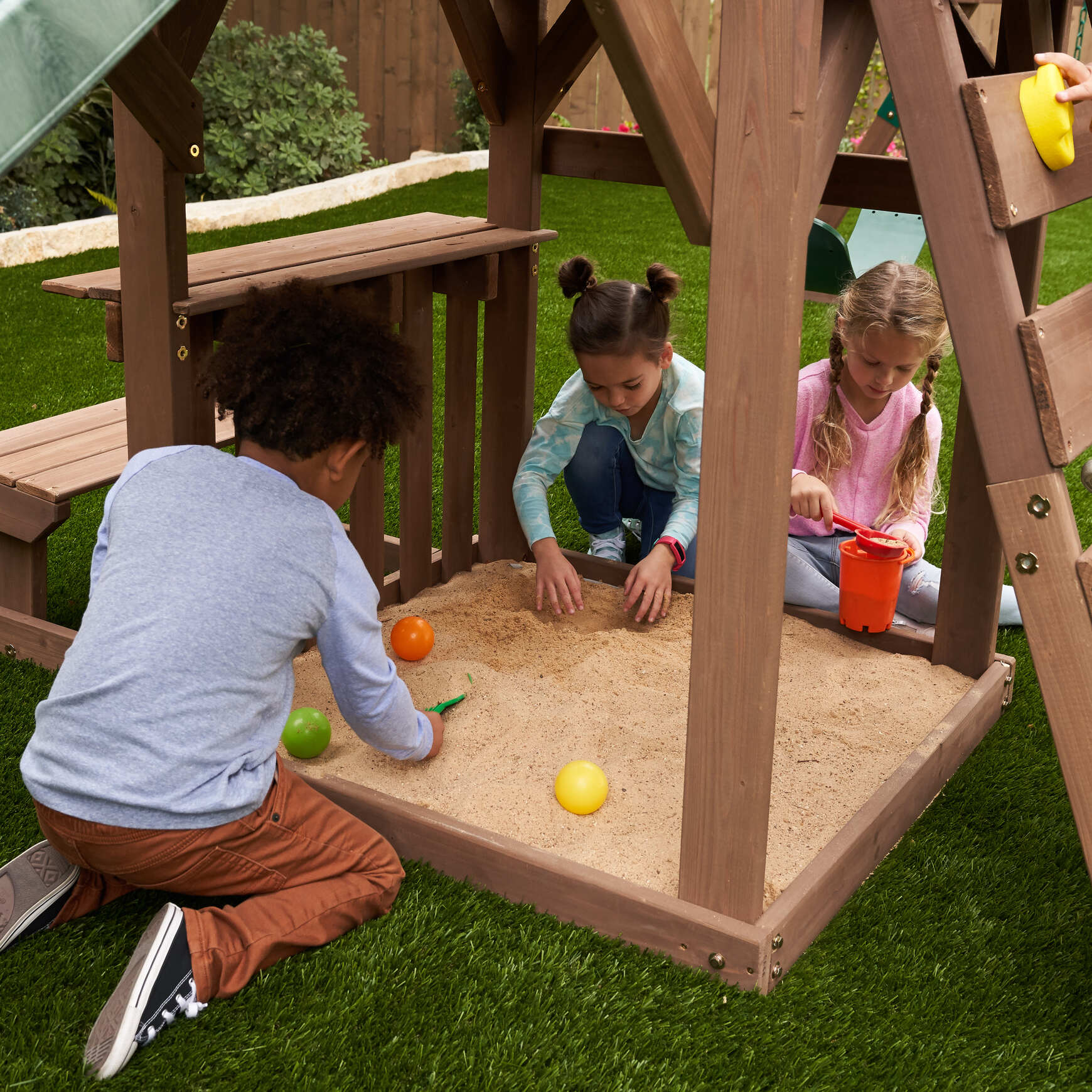 F29110_ArborCrestDeluxePlayset_RSM-2-S F29110_ArborCrestDeluxePlayset_RSM-2-S