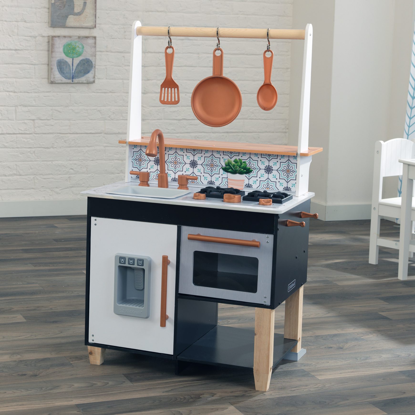 artisan-island-play-kitchen-with-ez-kraft-assembly2 artisan-island-play-kitchen-with-ez-kraft-assembly2