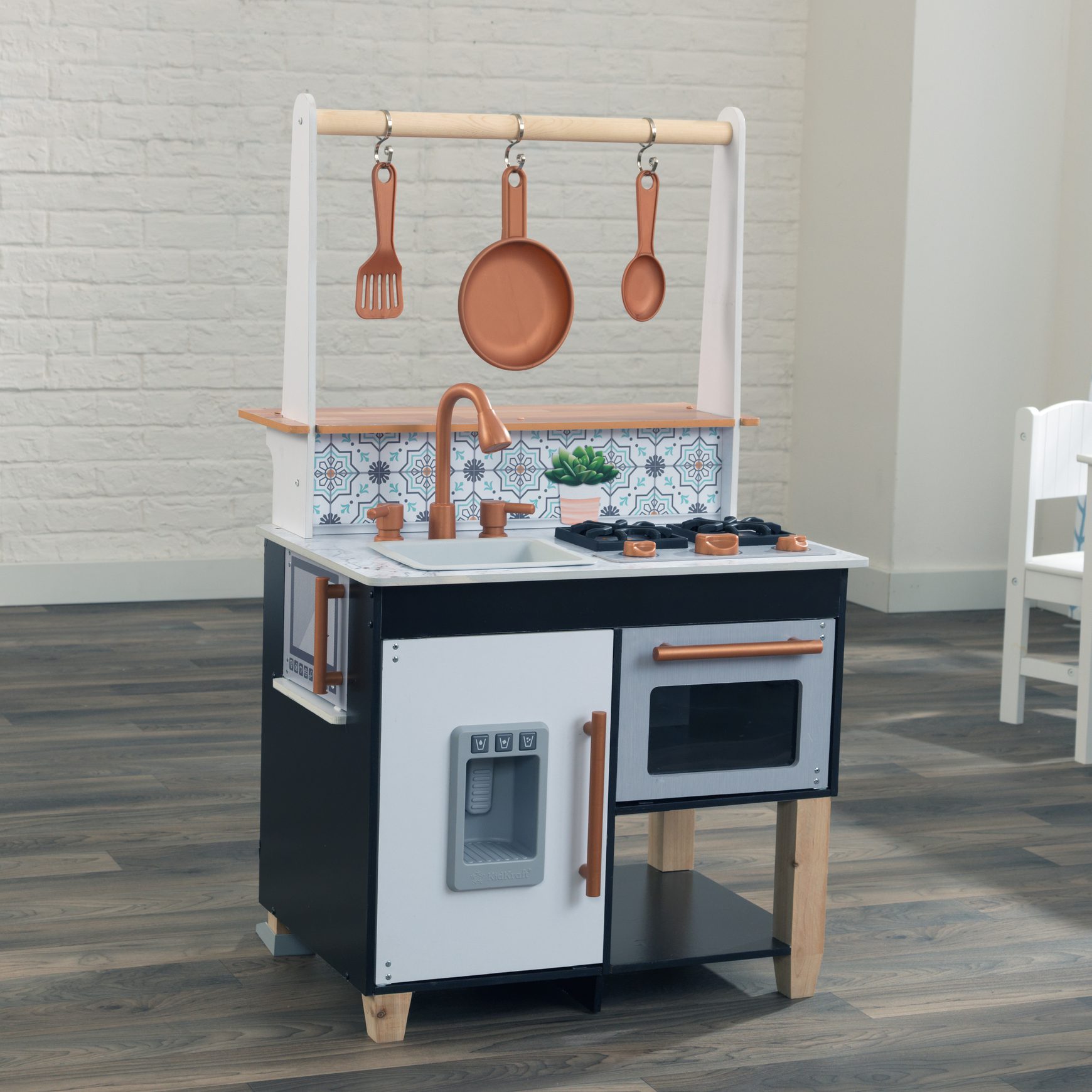 artisan-island-play-kitchen-with-ez-kraft-assembly3 artisan-island-play-kitchen-with-ez-kraft-assembly3