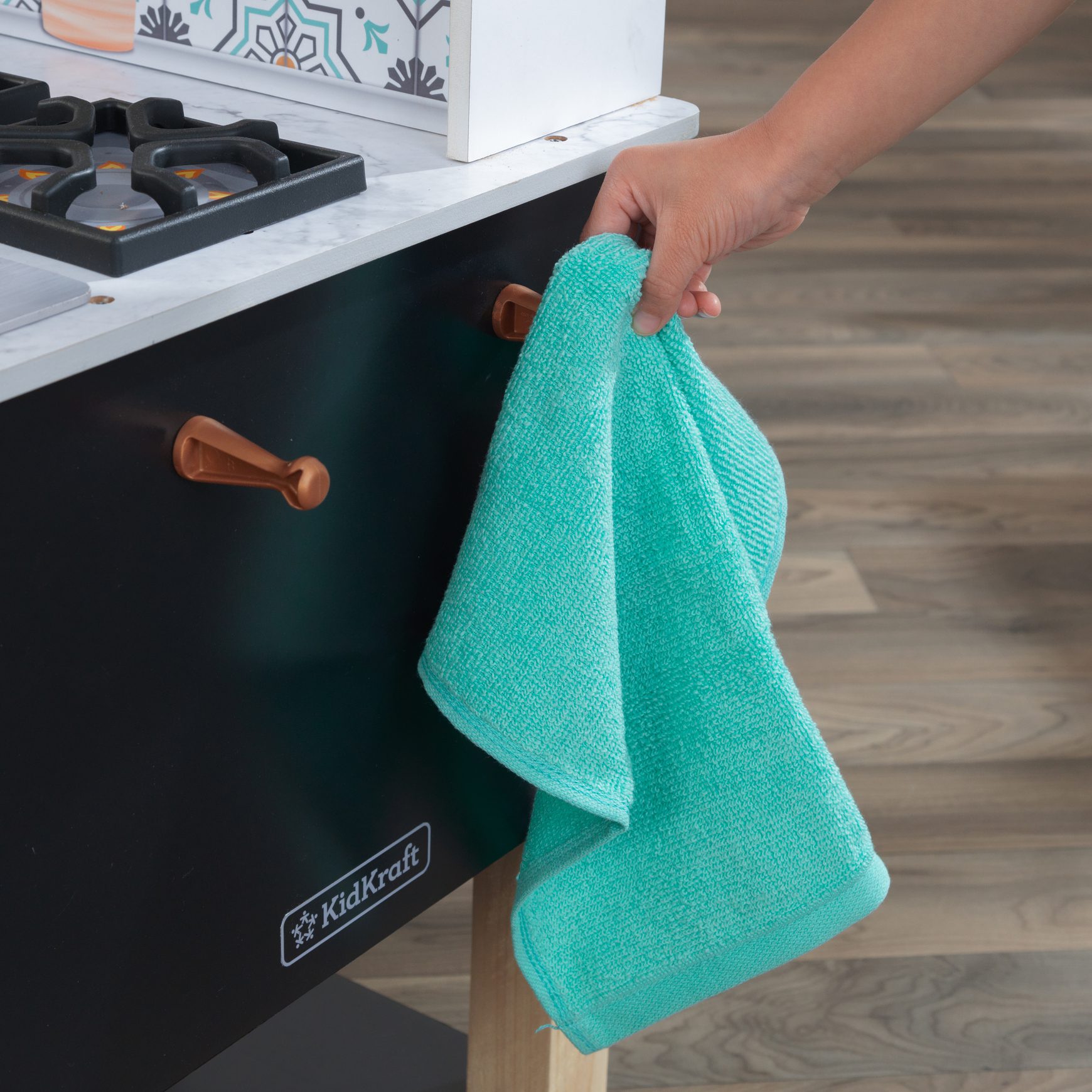 artisan-island-play-kitchen-with-ez-kraft-assembly7 artisan-island-play-kitchen-with-ez-kraft-assembly7