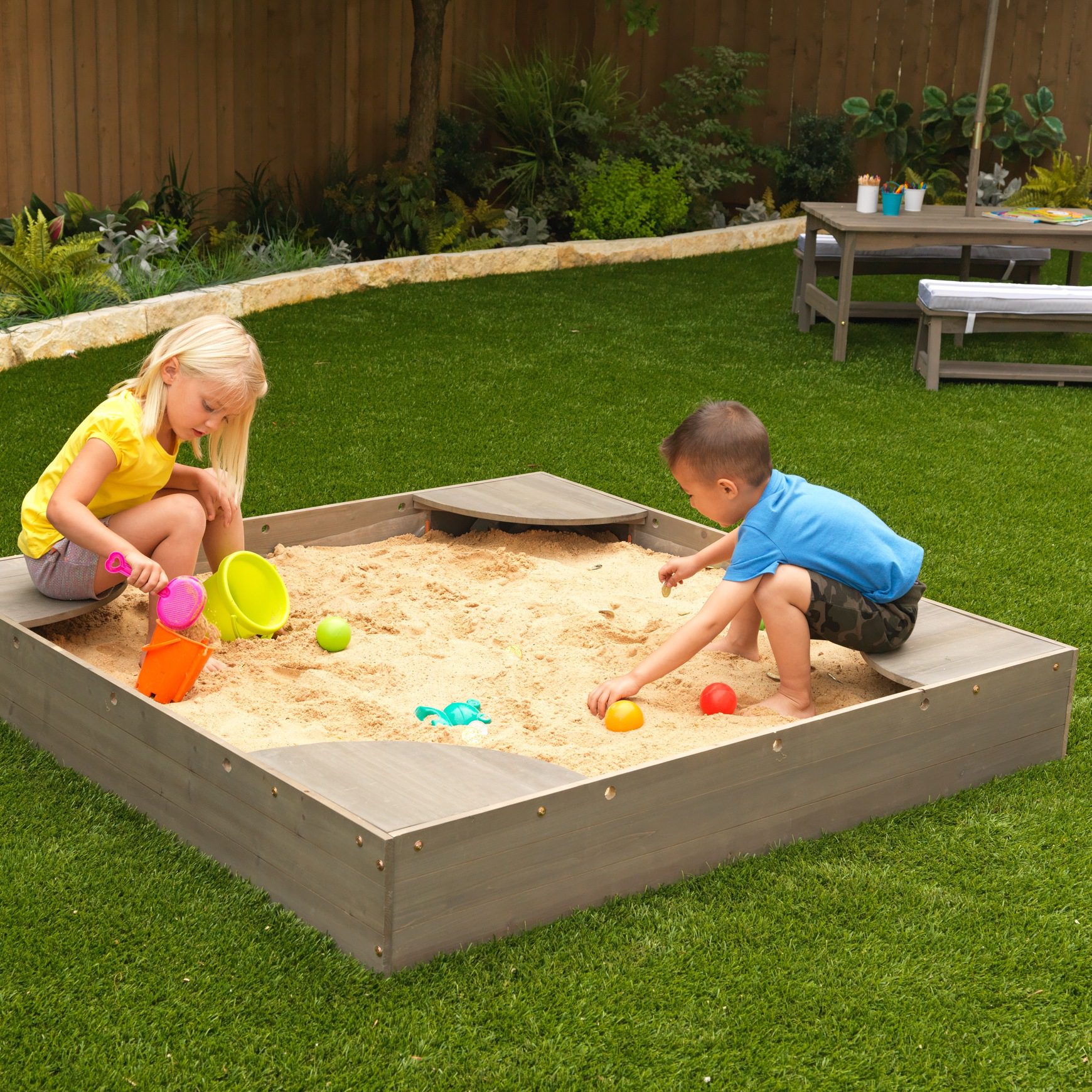 backyard-sandbo-gray6 backyard-sandbo-gray6