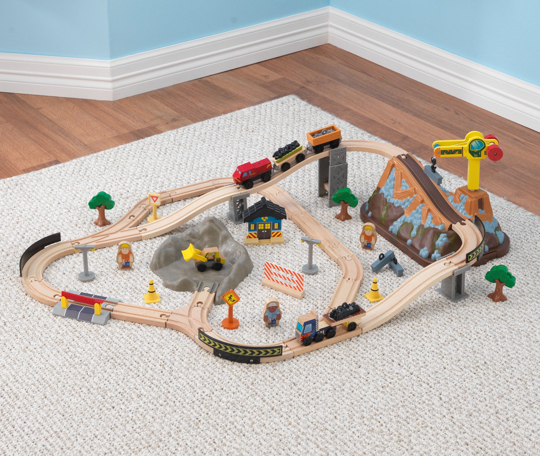 bucket-top-construction-train-set2 bucket-top-construction-train-set2