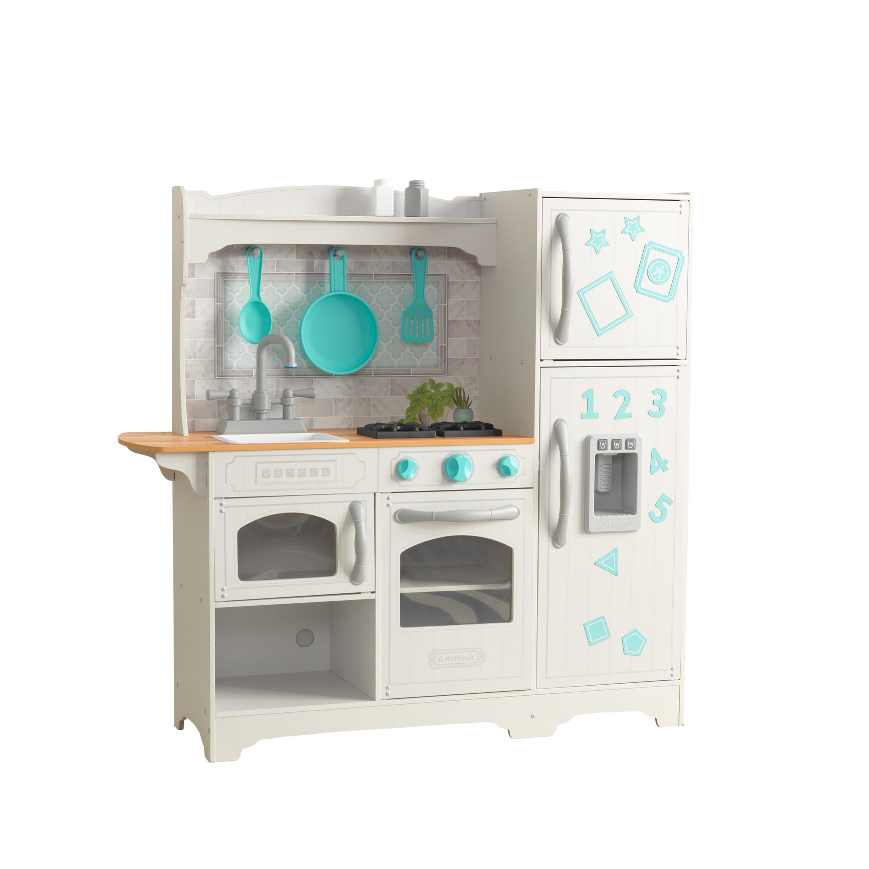 countryside-play-kitchen-with-ez-kraft-assembly