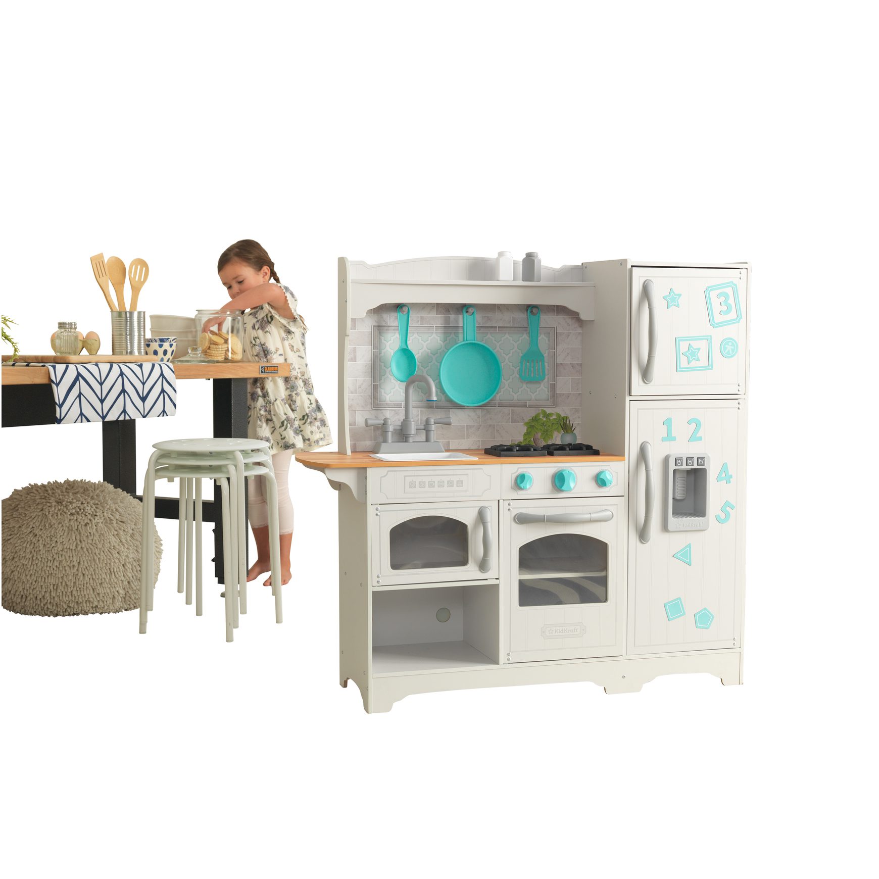 countryside-play-kitchen-with-ez-kraft-assembly2 countryside-play-kitchen-with-ez-kraft-assembly2
