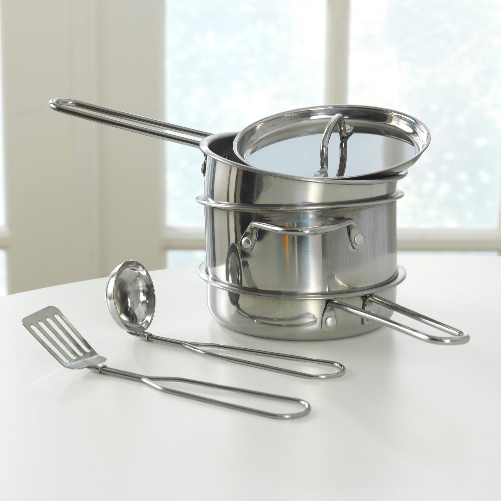 deluxe-cookware-set-with-food5 deluxe-cookware-set-with-food5