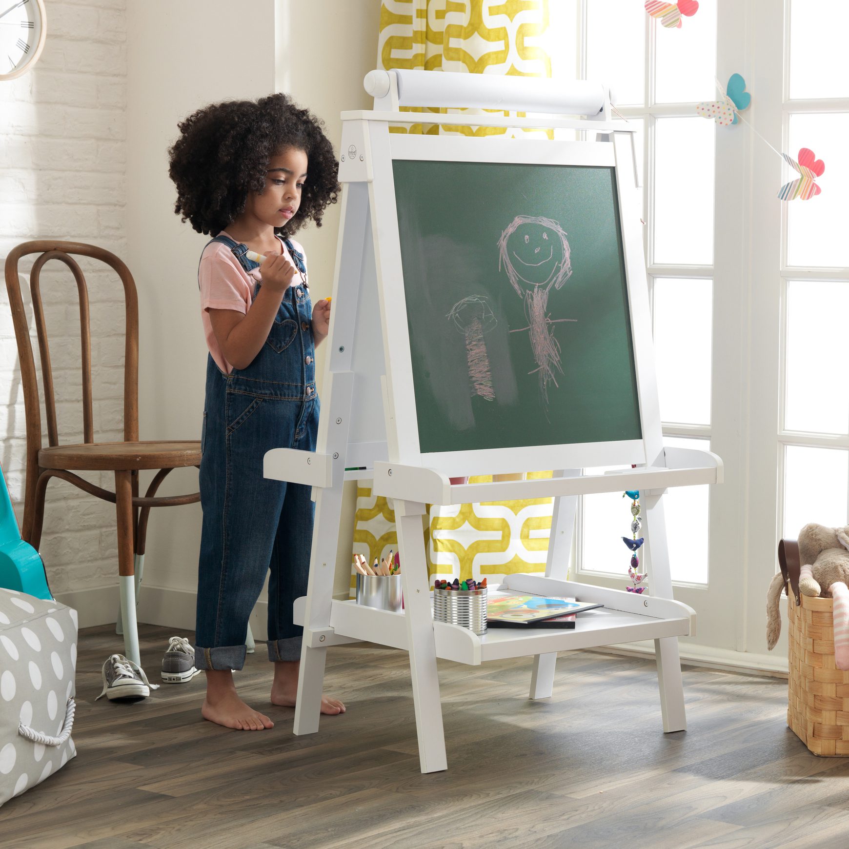 deluxe-wooden-easel-white7 deluxe-wooden-easel-white7