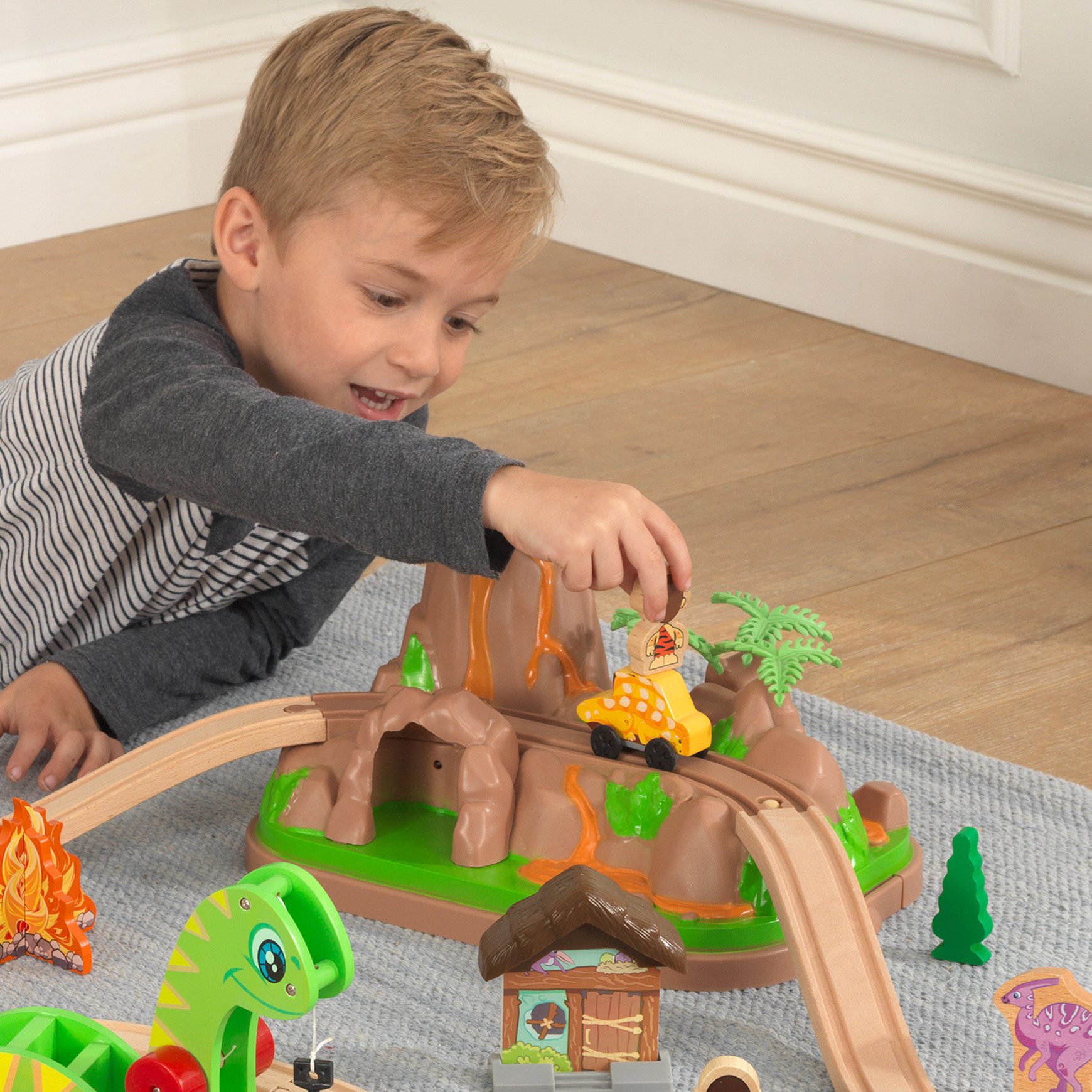 dinosaur-bucket-top-train-set7 dinosaur-bucket-top-train-set7