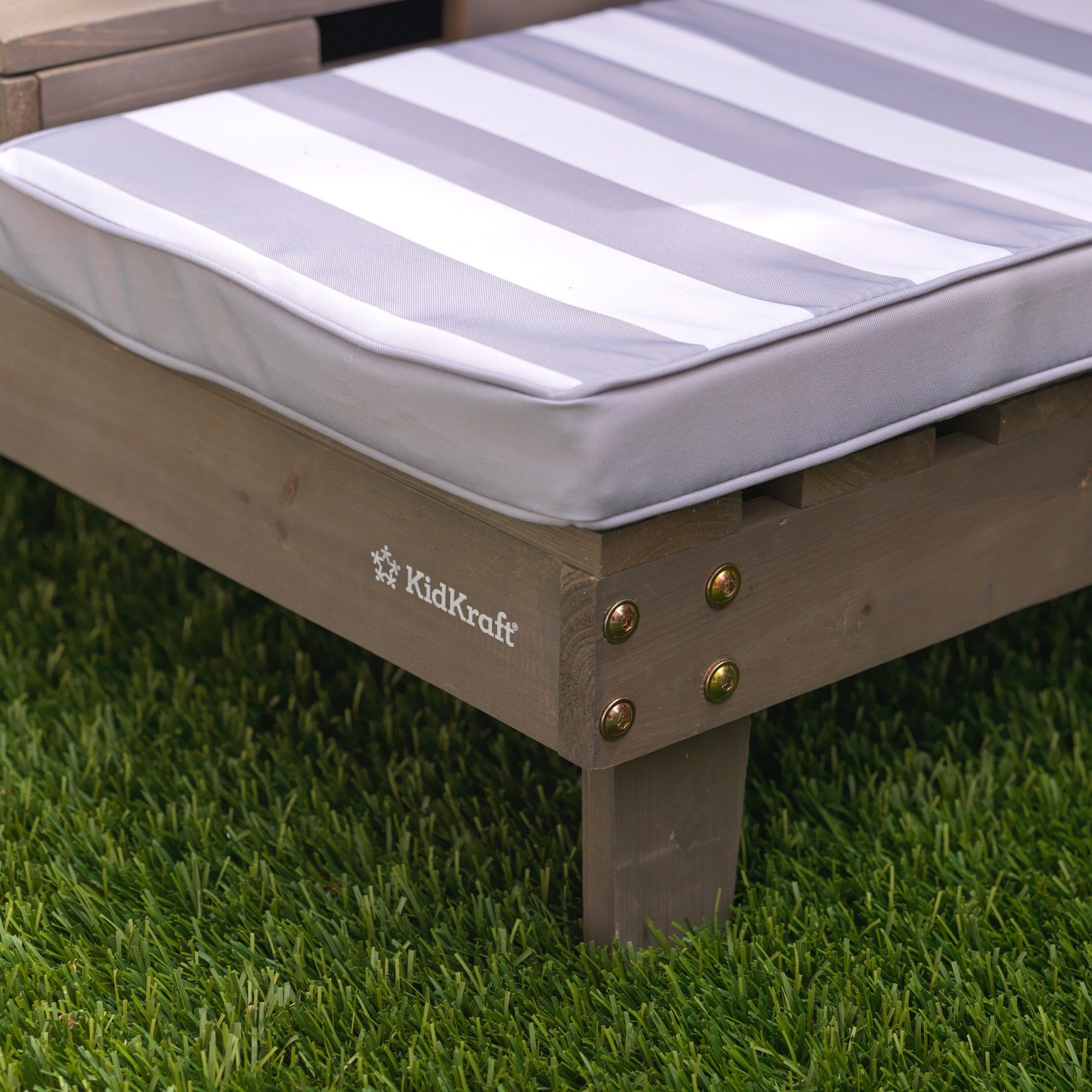 double-chaise-lounge-with-cup-holders-gray8 double-chaise-lounge-with-cup-holders-gray8
