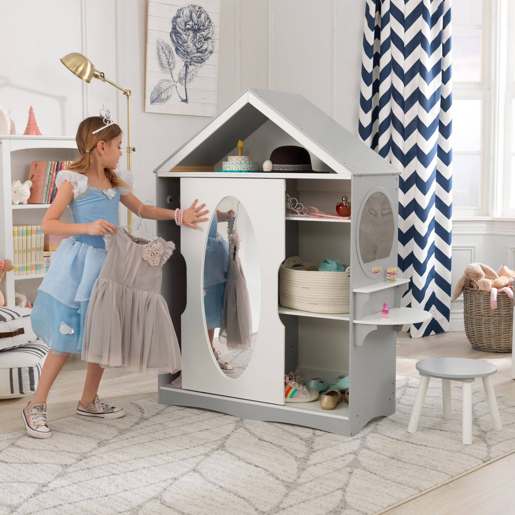 dress-up-armoire-and-vanity91 dress-up-armoire-and-vanity91