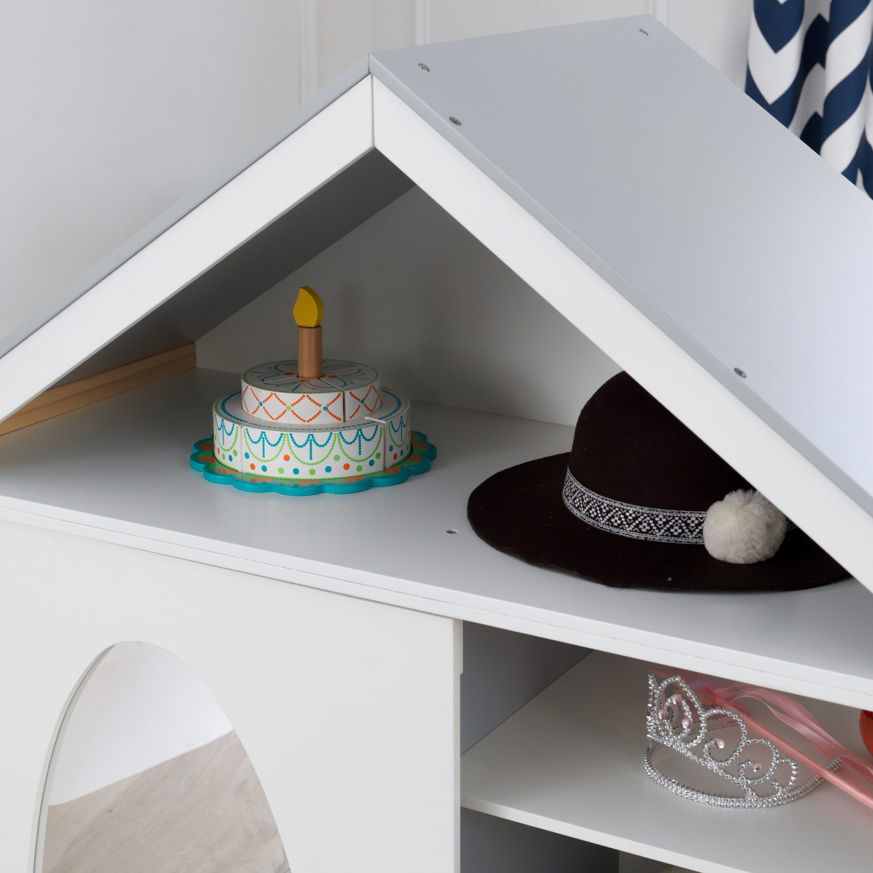dress-up-armoire-and-vanity97 dress-up-armoire-and-vanity97