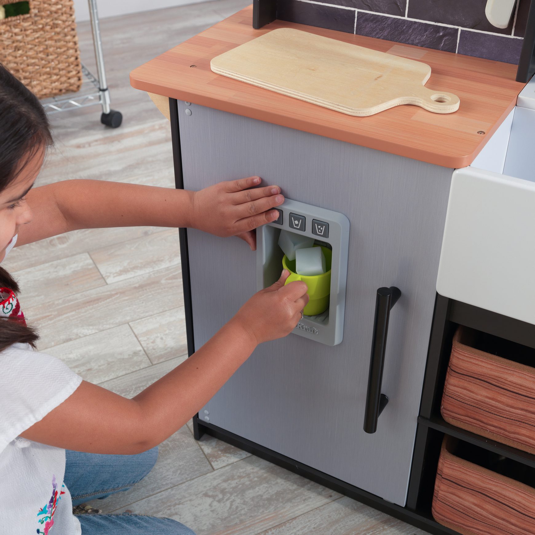 farm-to-table-play-kitchen9 farm-to-table-play-kitchen9