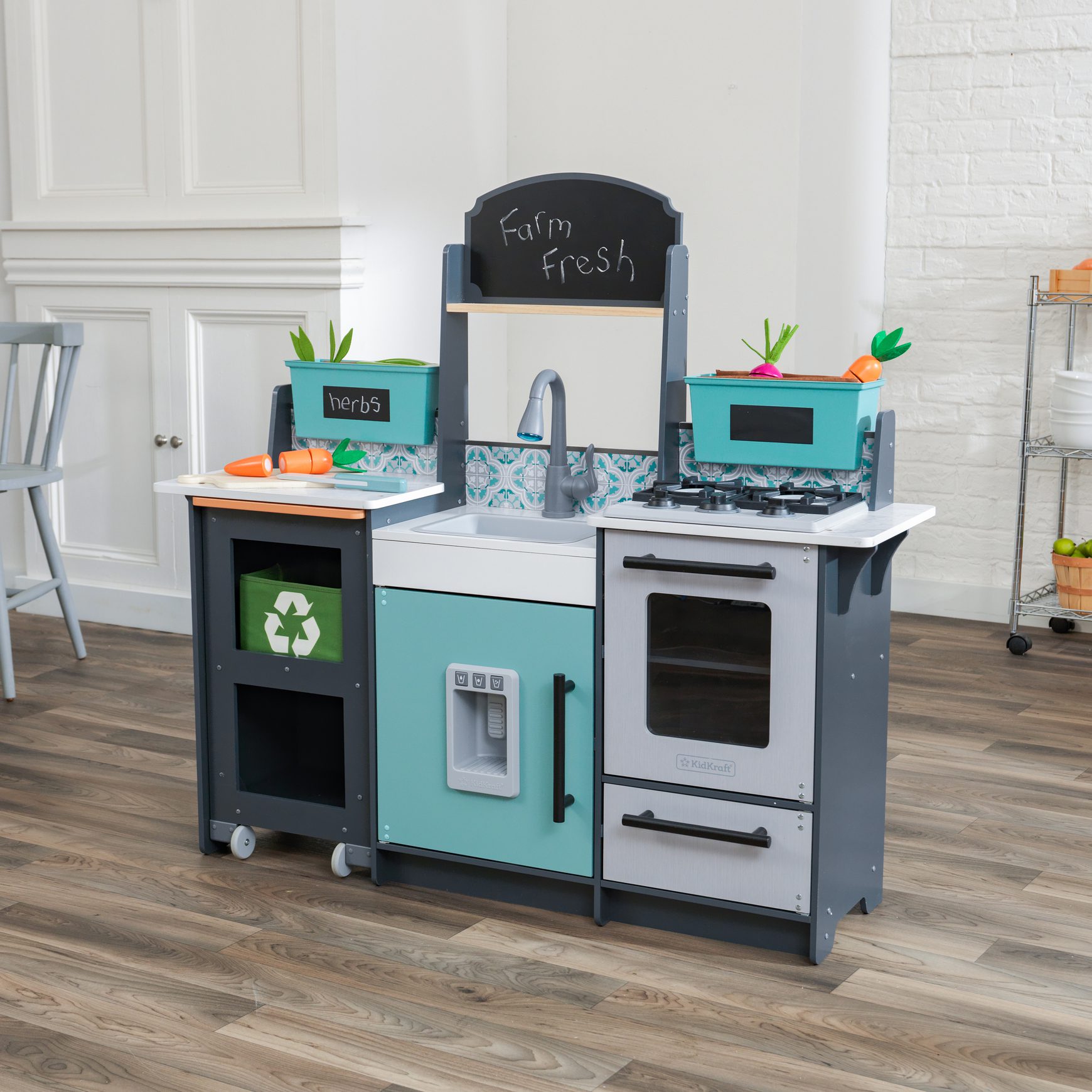garden-gourmet-play-kitchen-with-ez-kraft-assembly4 garden-gourmet-play-kitchen-with-ez-kraft-assembly4
