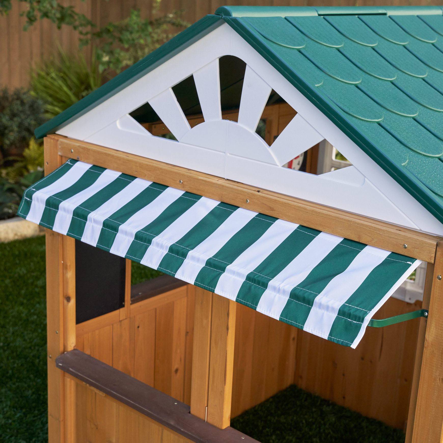 garden-view-outdoor-playhouse5 garden-view-outdoor-playhouse5