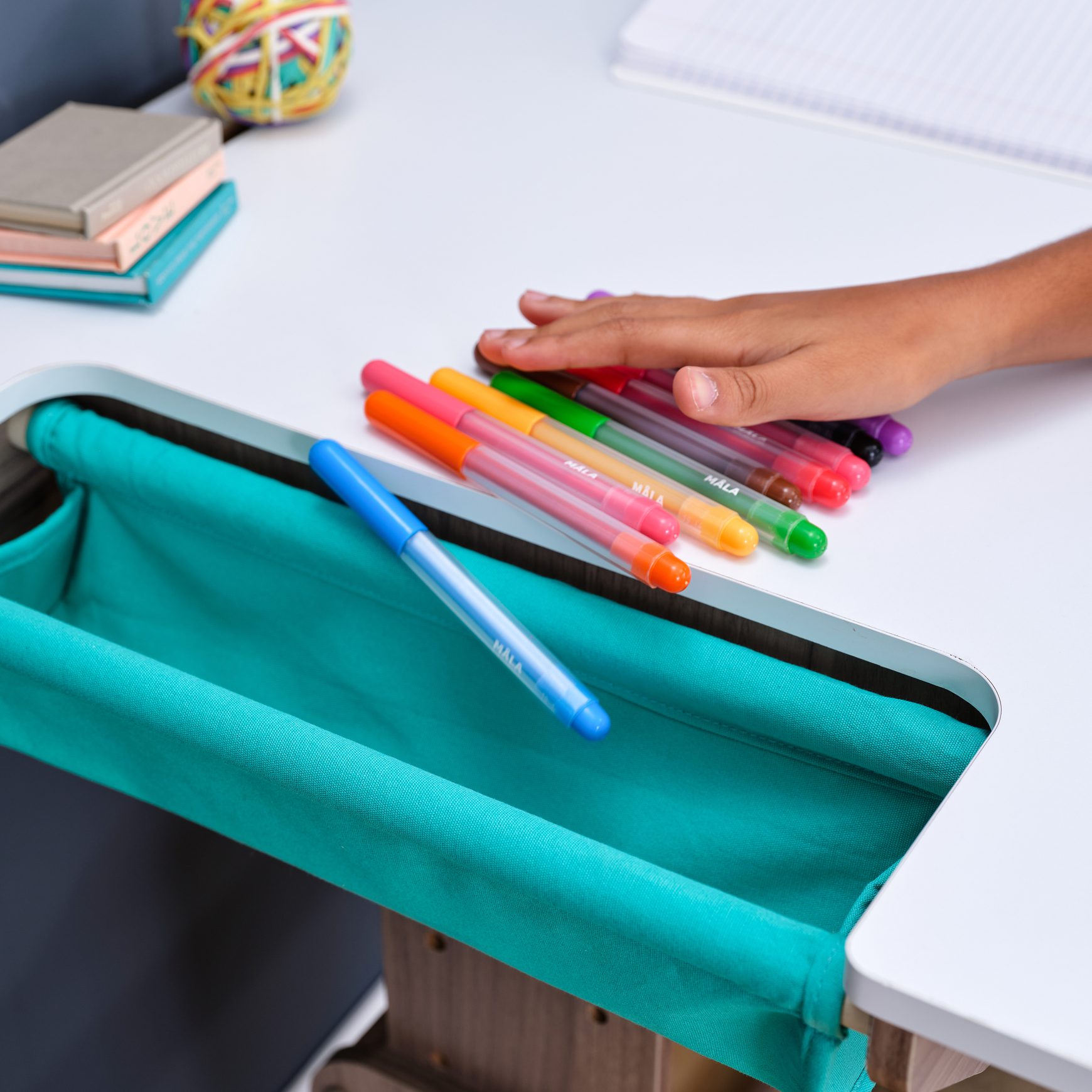 grow-together-pocket-adjustable-desk-and-chair-gray-ash6 grow-together-pocket-adjustable-desk-and-chair-gray-ash6
