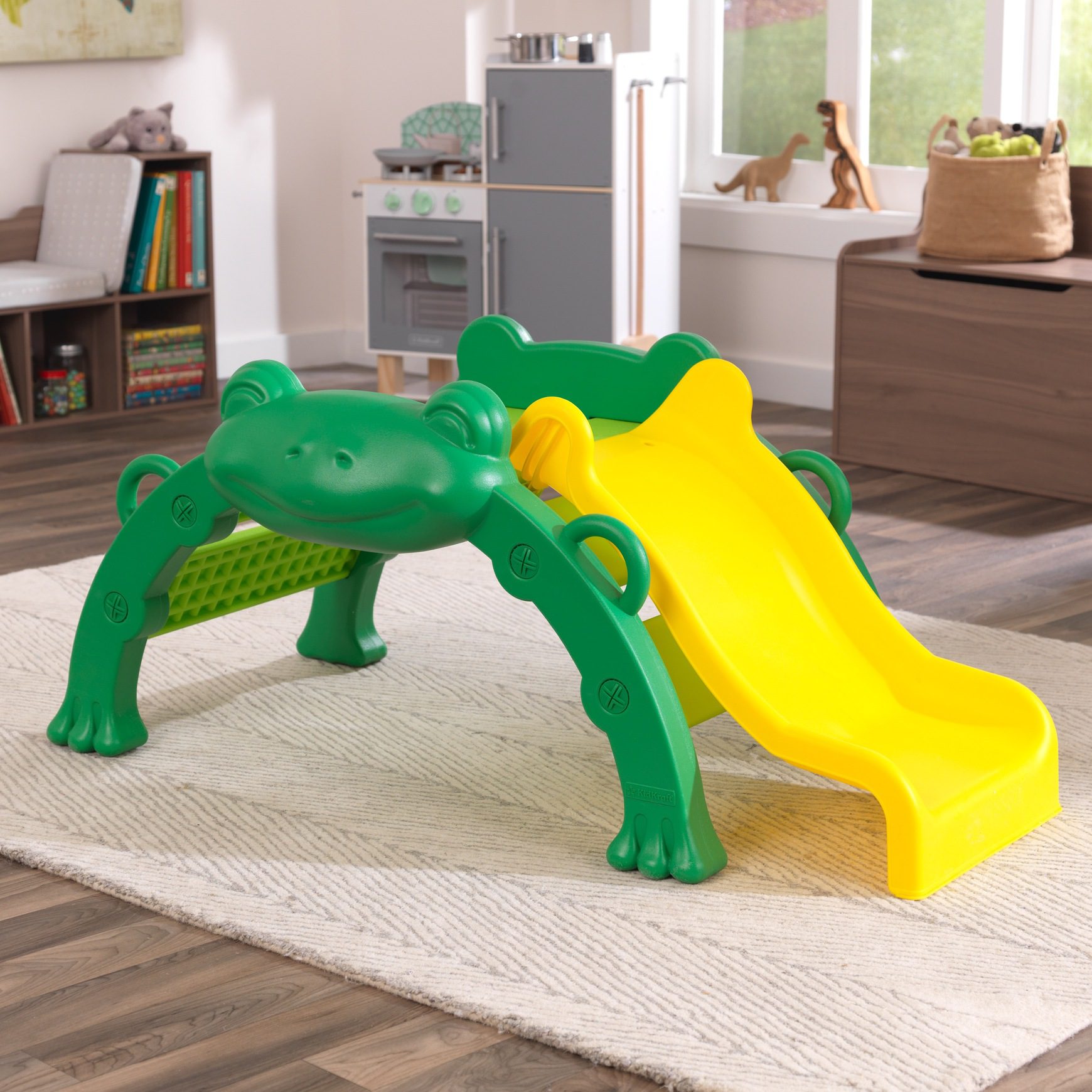 hop-and-slide-frog-climber3 hop-and-slide-frog-climber3