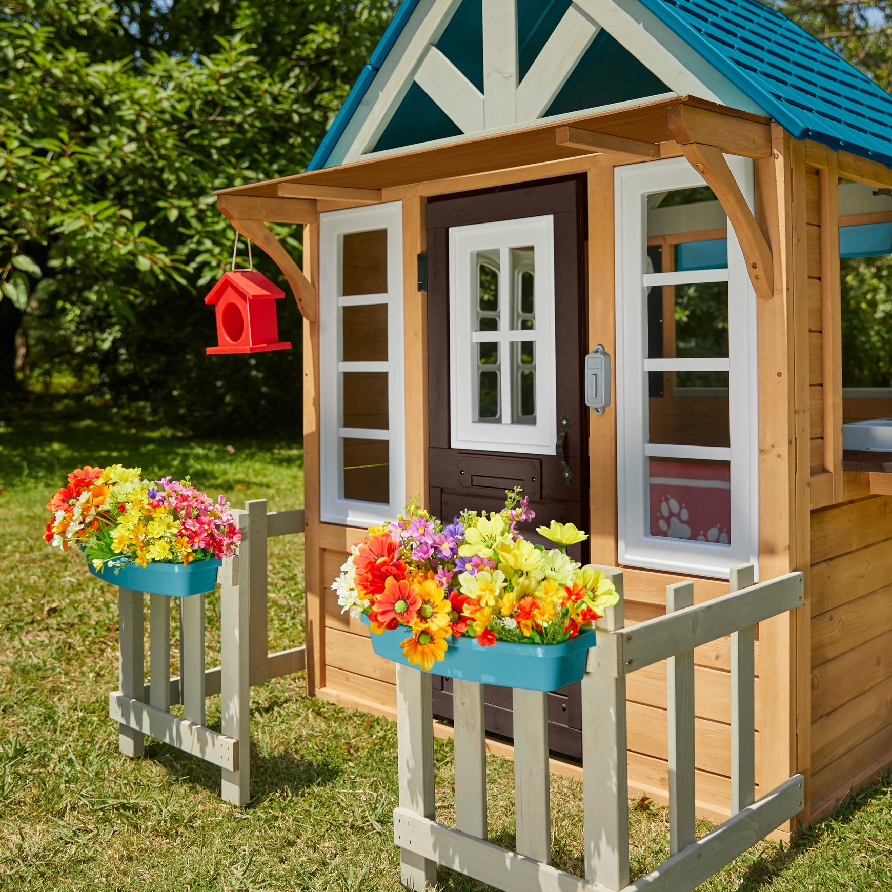 lakeside-bungalow-playhouse-fsc7 lakeside-bungalow-playhouse-fsc7
