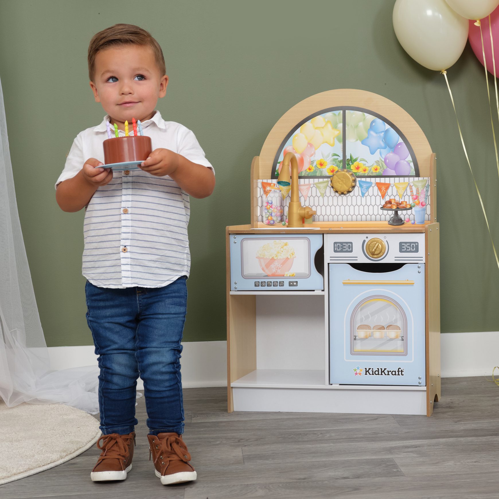 let-s-celebrate-party-play-kitchen3 let-s-celebrate-party-play-kitchen3