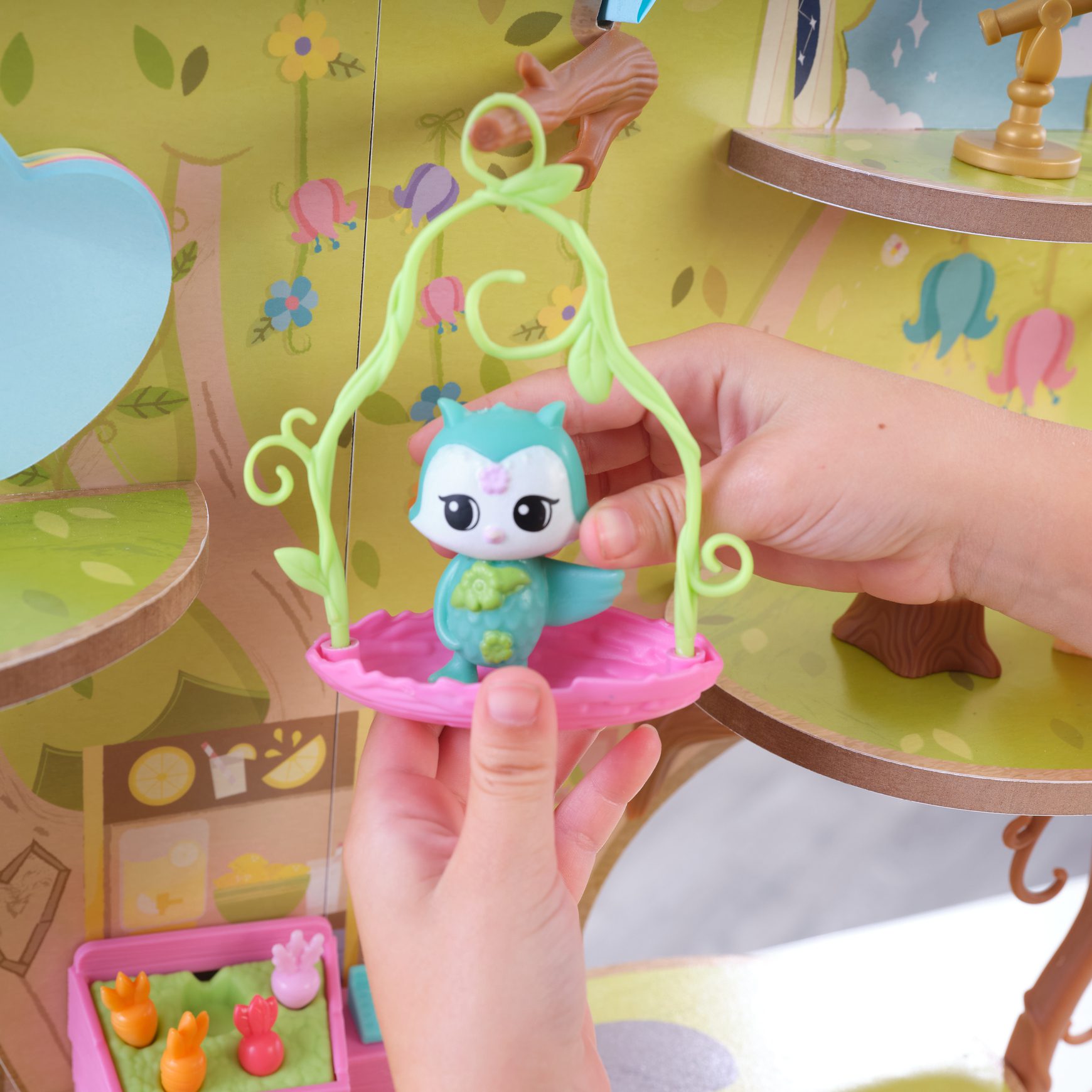 lil-green-world-market-treehouse8 lil-green-world-market-treehouse8