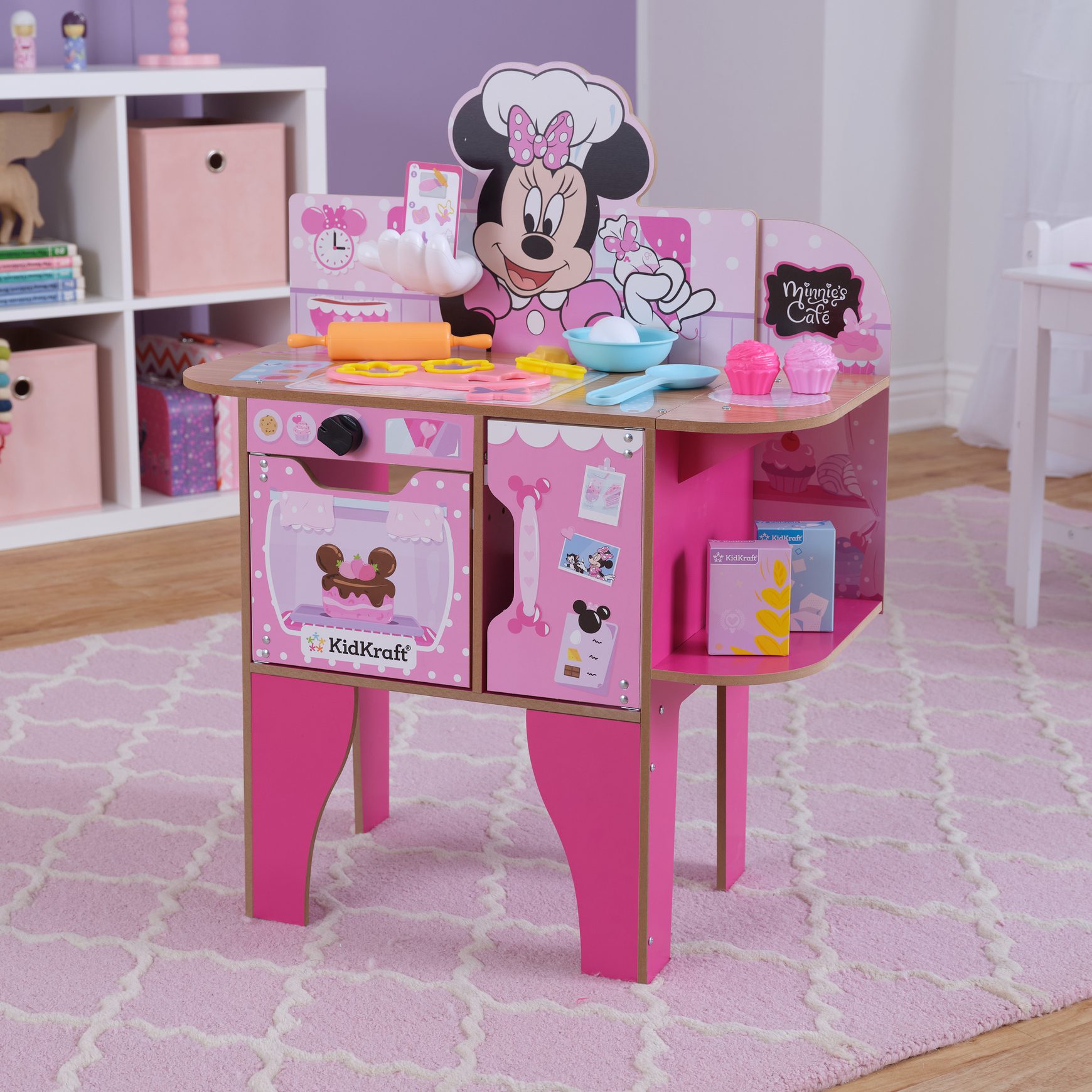 minnie-mouse-bakery-cafe3 minnie-mouse-bakery-cafe3