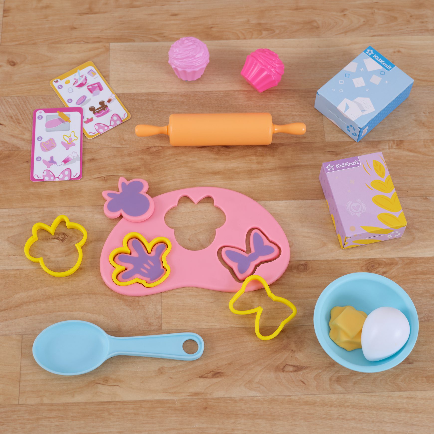 minnie-mouse-bakery-cafe94 minnie-mouse-bakery-cafe94