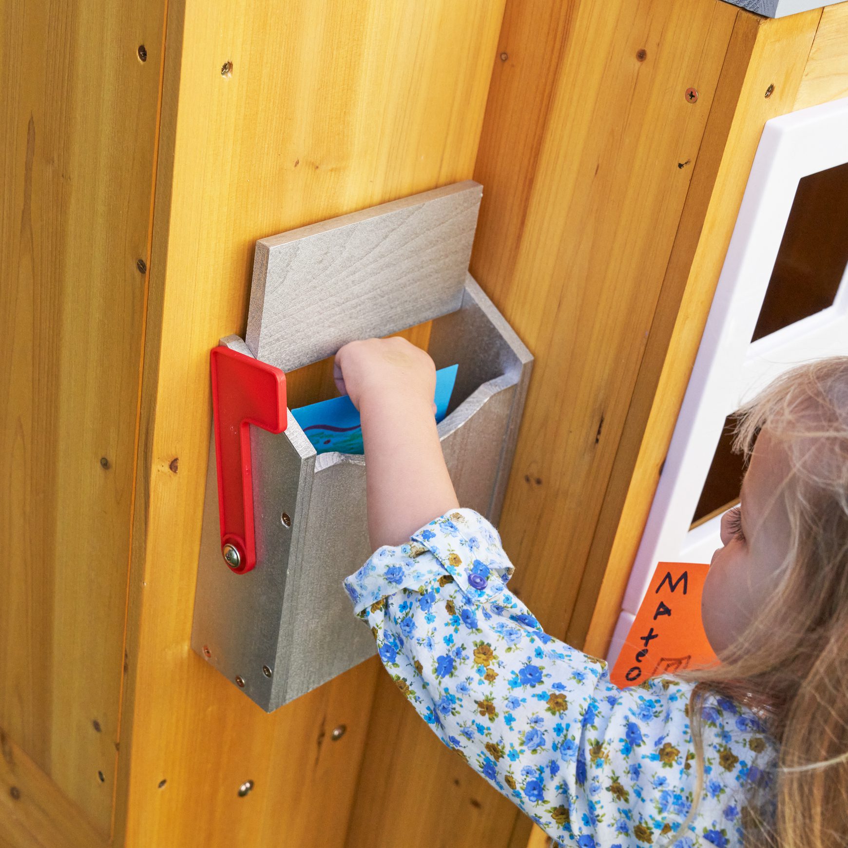 modern-outdoor-playhouse7 modern-outdoor-playhouse7