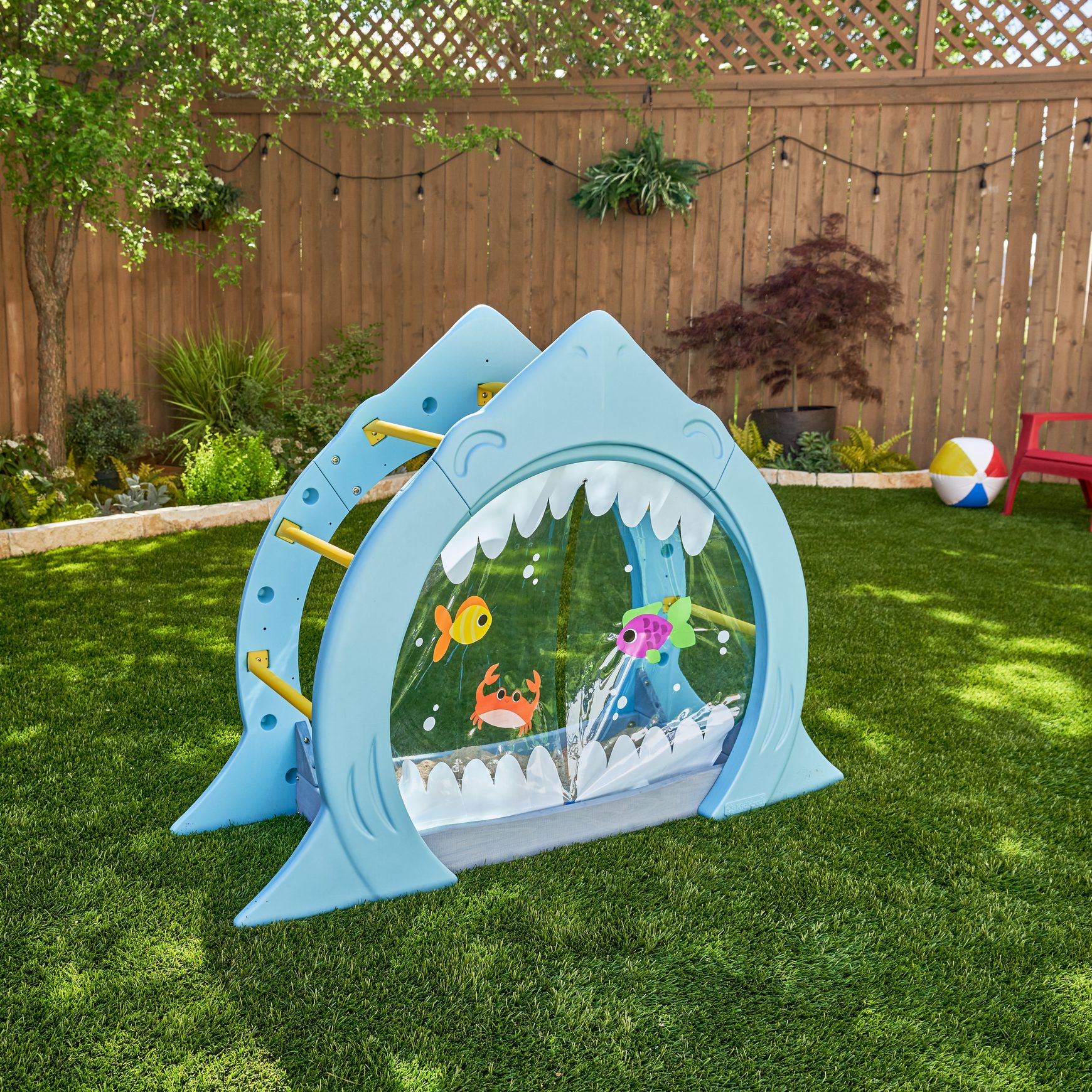shark-escape-climber2 shark-escape-climber2