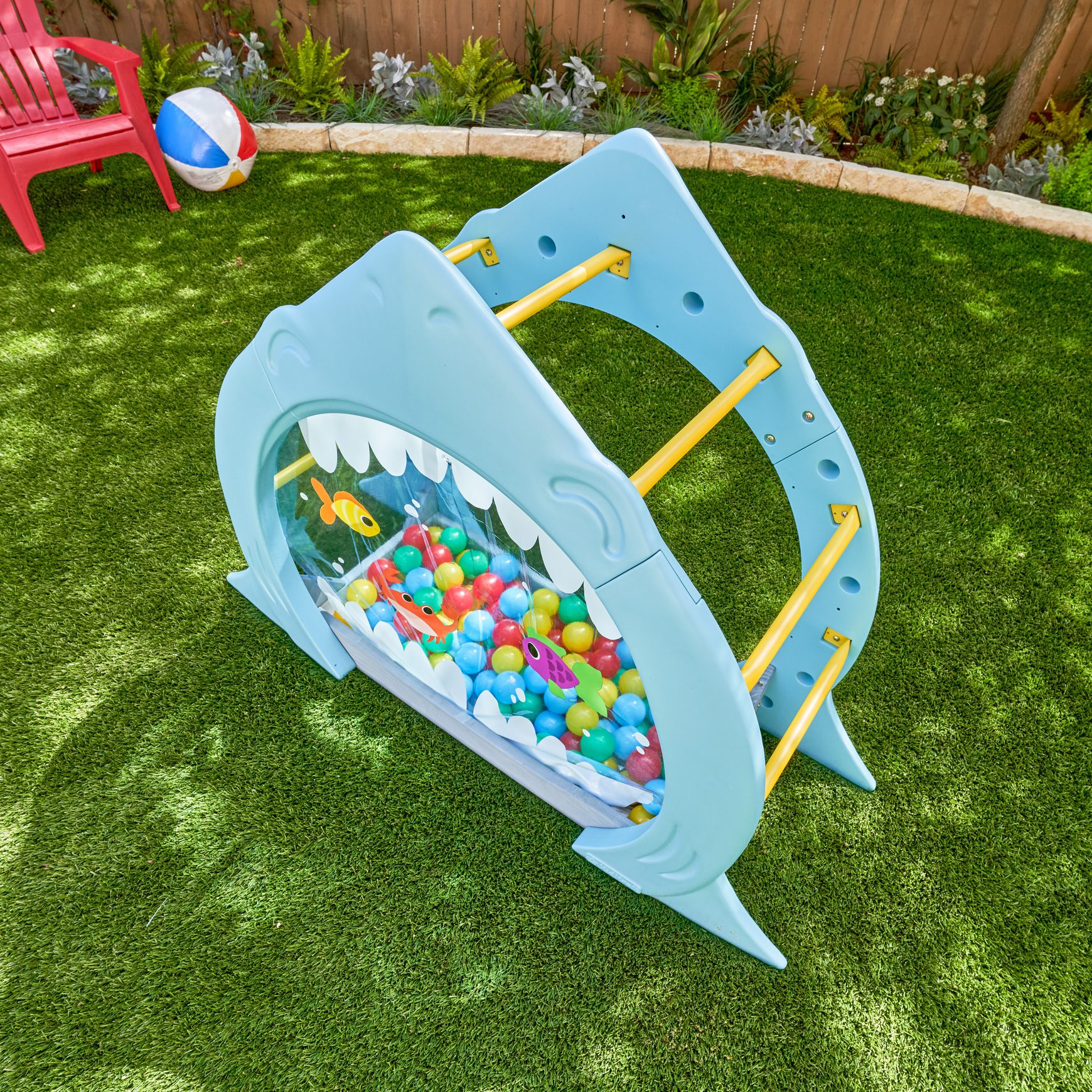 shark-escape-climber6 shark-escape-climber6