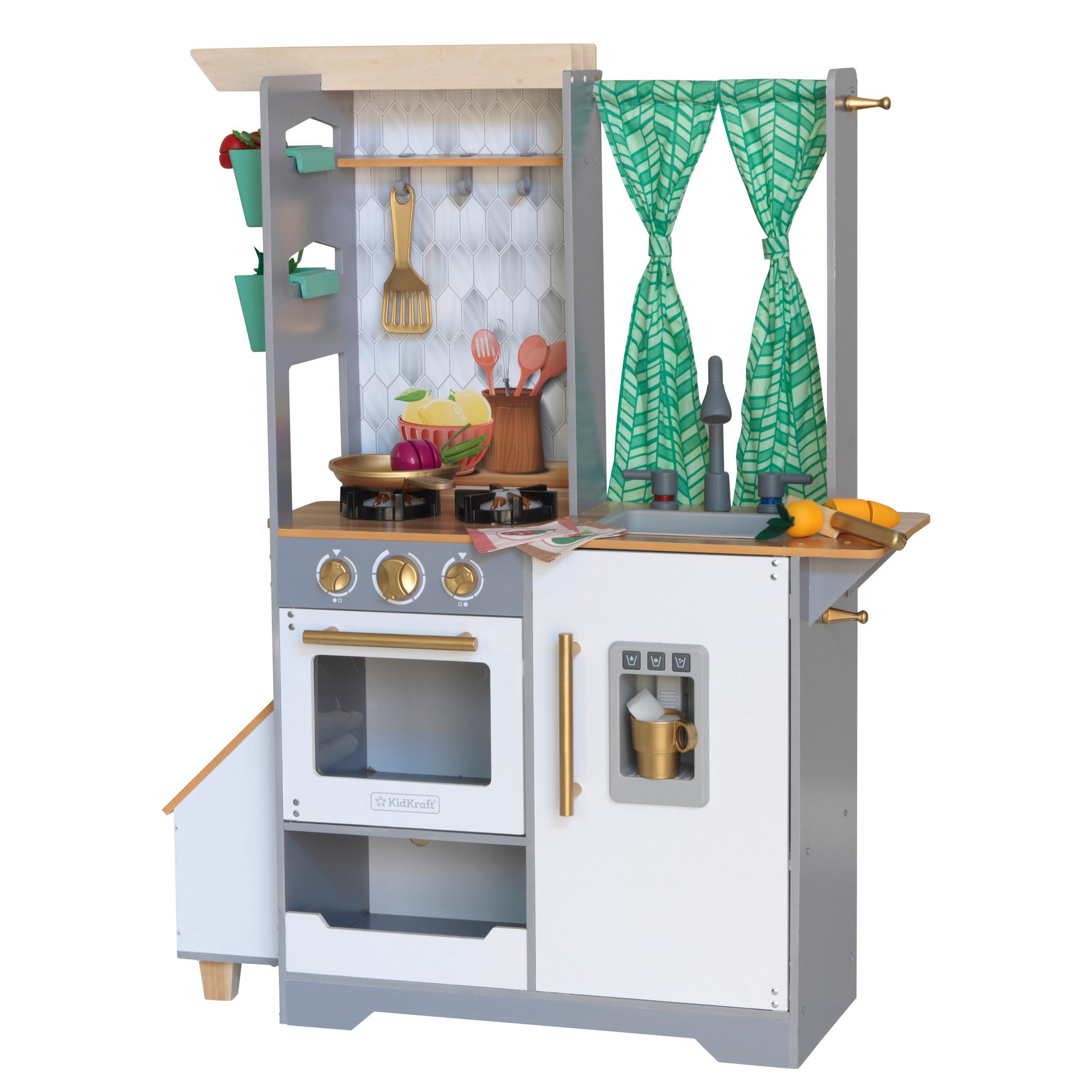 terrace-garden-play-kitchen