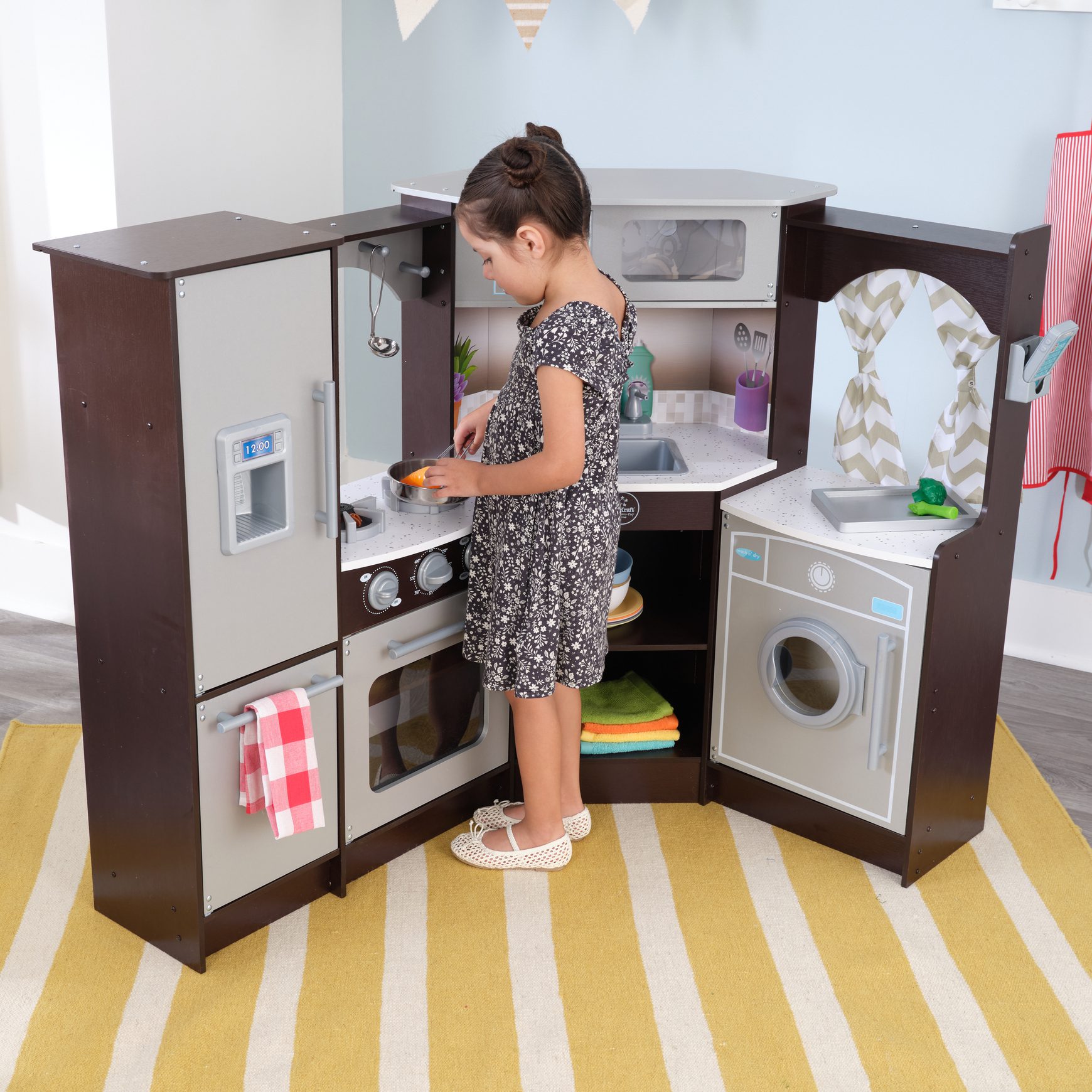 ultimate-corner-play-kitchen-espresso4 ultimate-corner-play-kitchen-espresso4