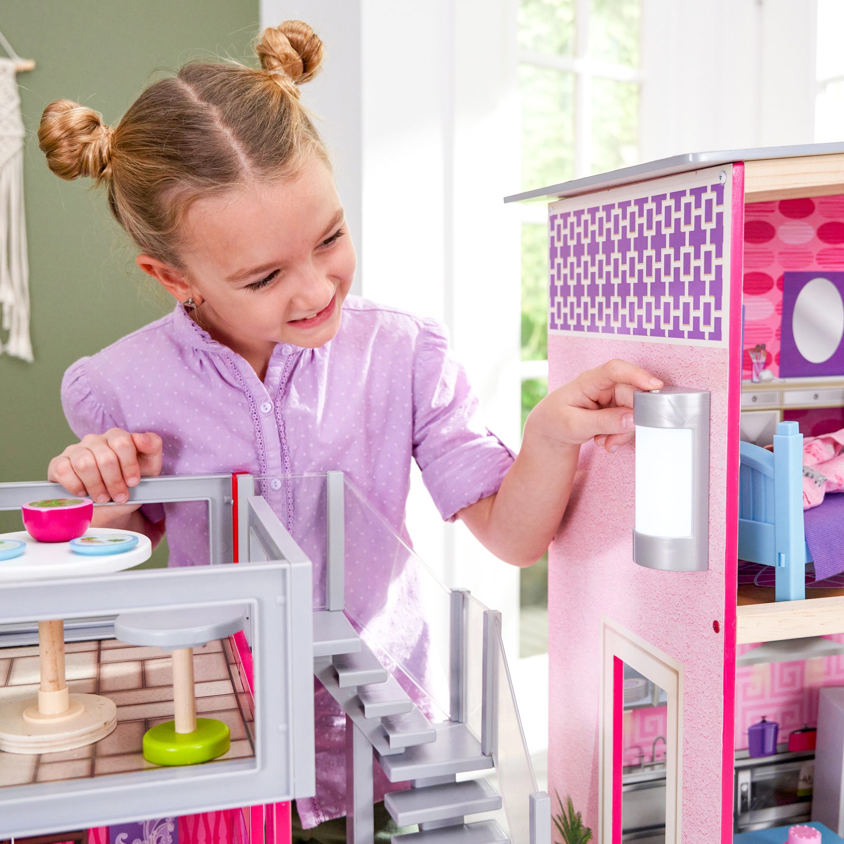 uptown-dollhouse4 uptown-dollhouse4