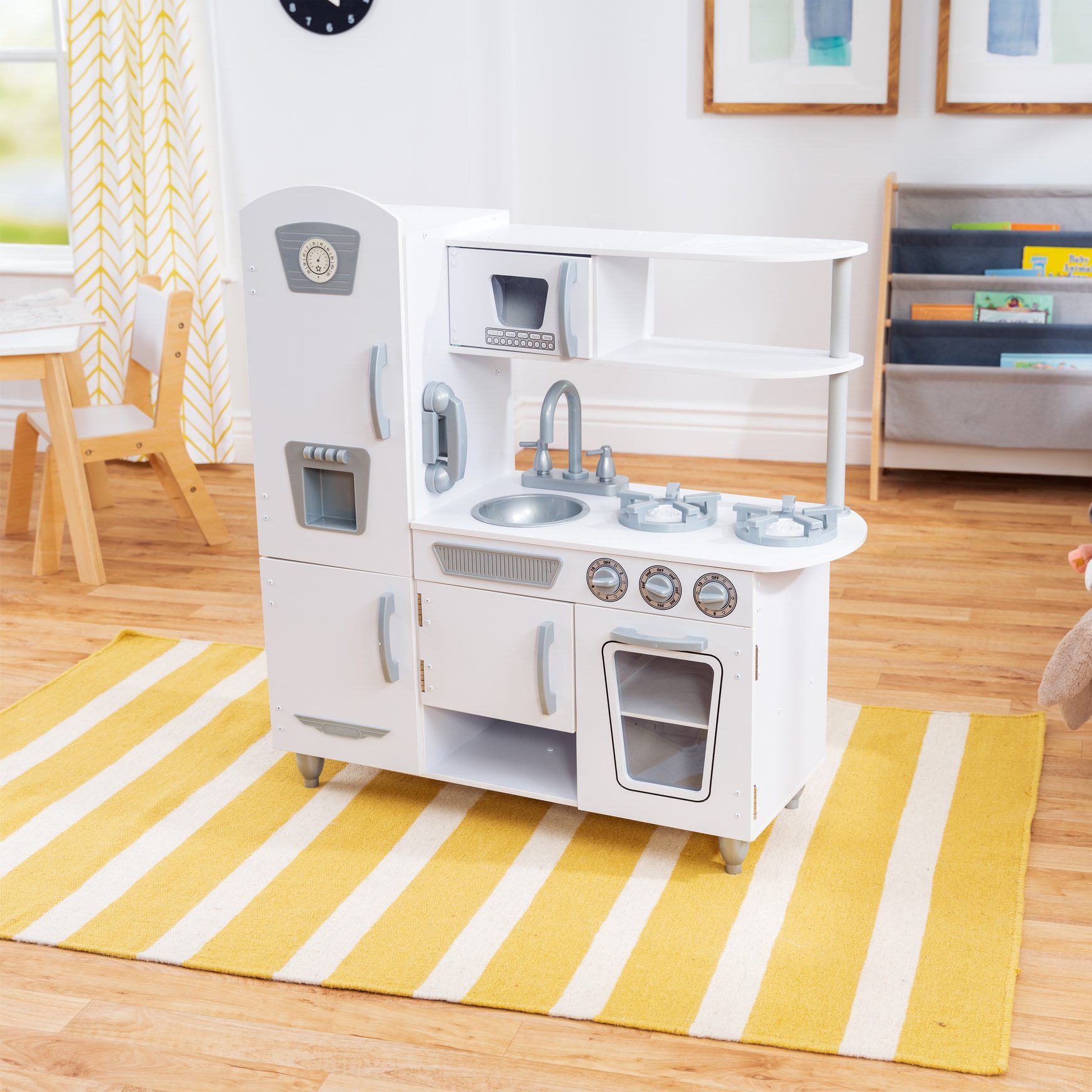 vintage-kitchen-white2 vintage-kitchen-white2