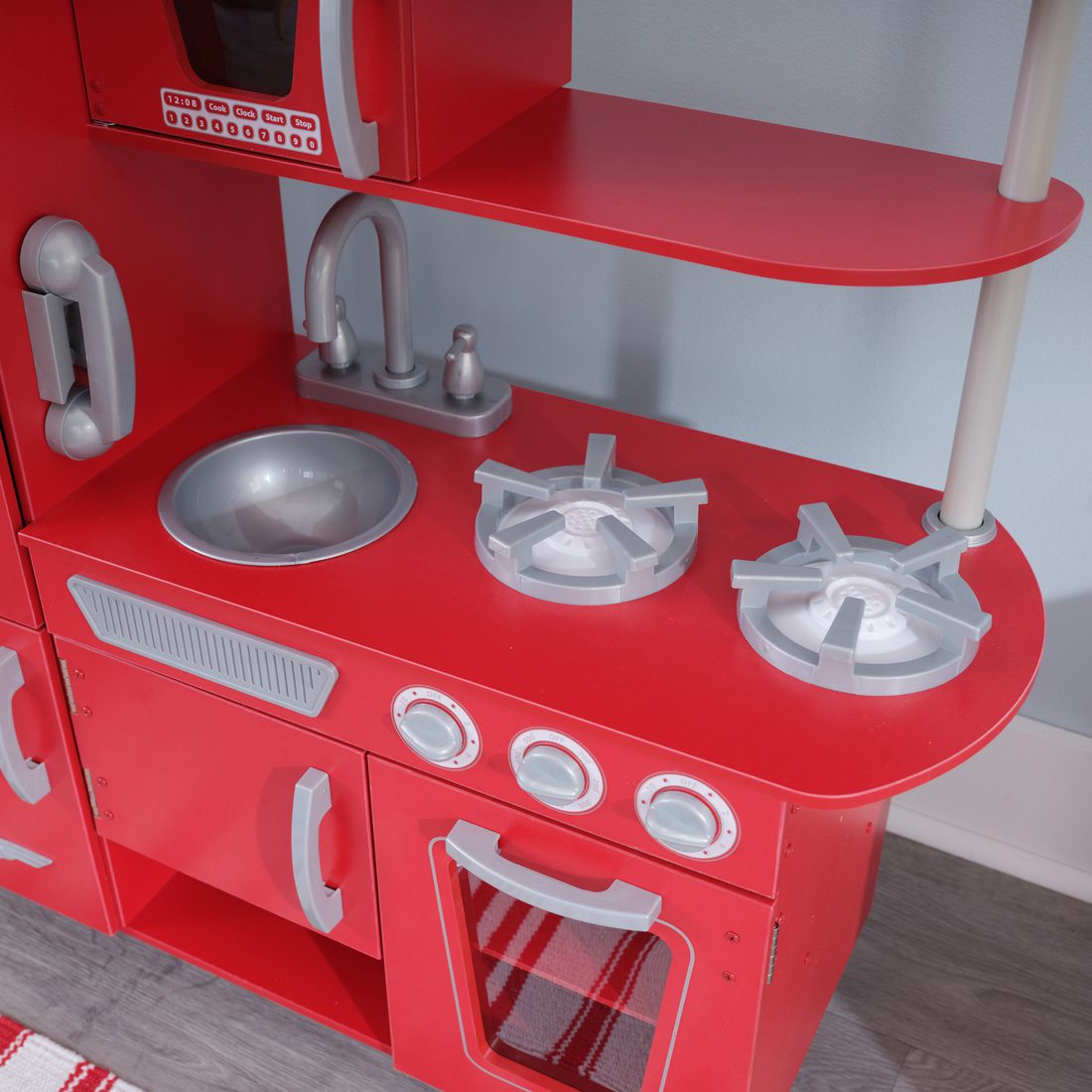 vintage-play-kitchen-red2 vintage-play-kitchen-red2